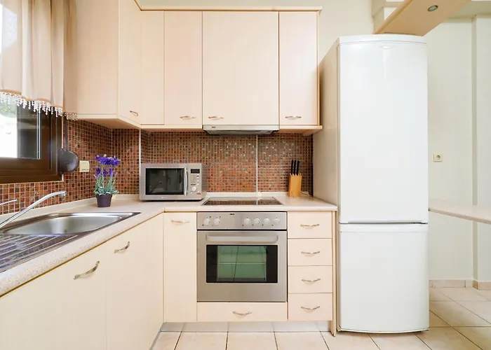 Golden Sunrise Apartment